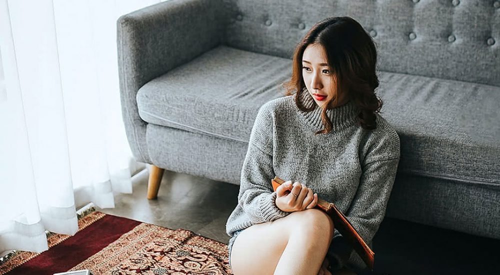 girl-work-from-home