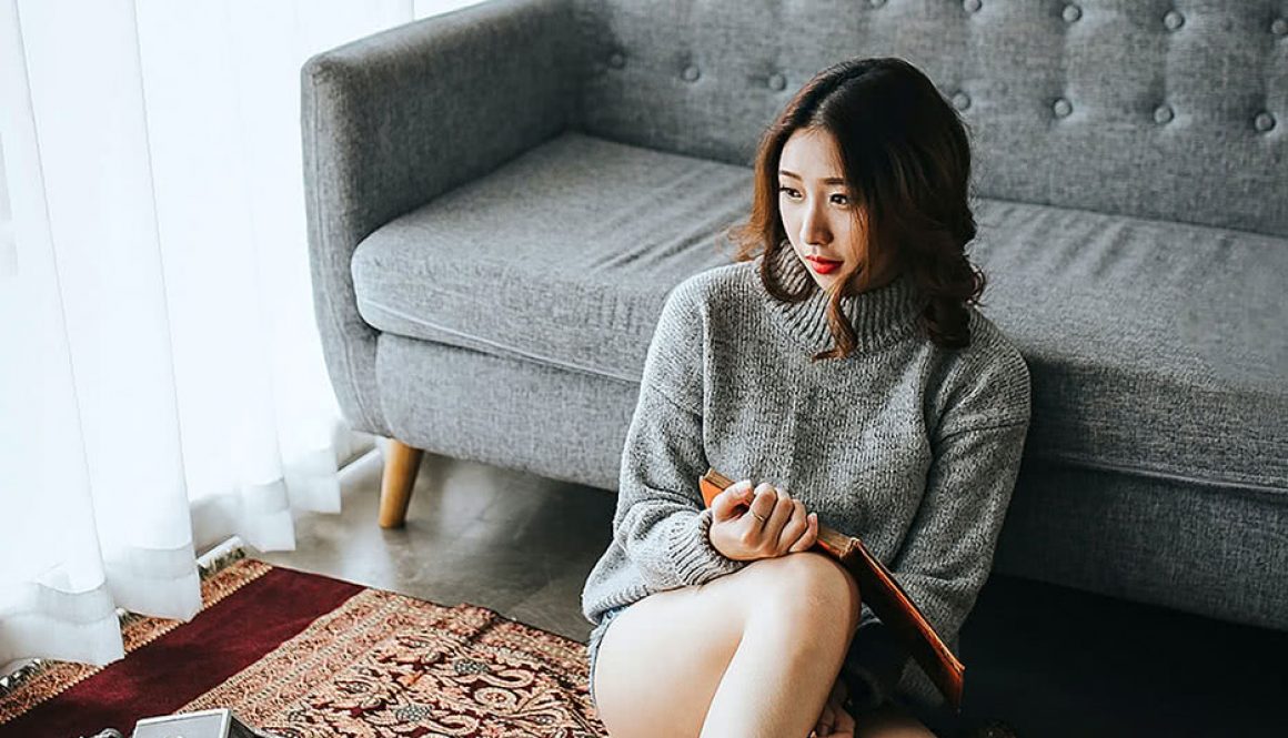 girl-work-from-home